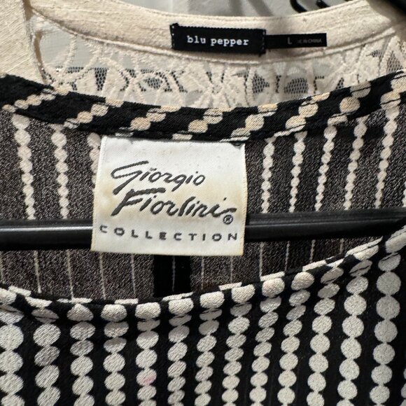 Geometric Blouse - Picture 5 of 6